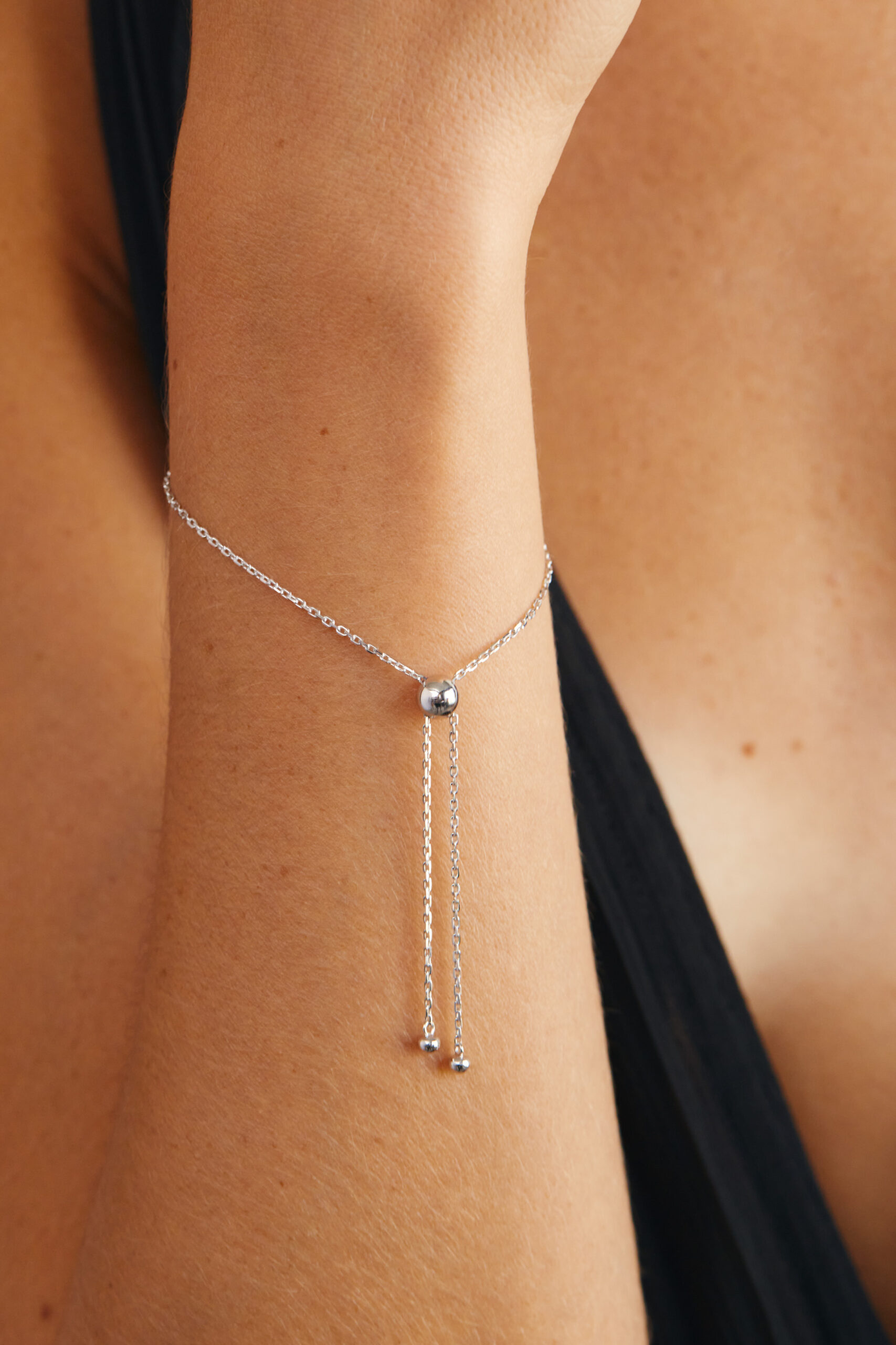 Bracelets Orbs Transformer Bracelet, white gold for everyday elegance