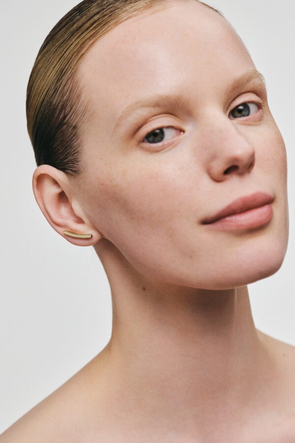 Earrings Bold Arc Earrings, diamonds, yellow gold for stylish and elegant looks