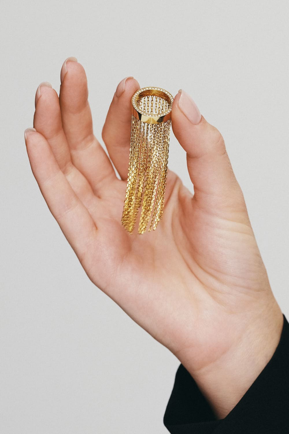 Rings Long Chainfall Ring, diamonds, yellow gold with modern design available now