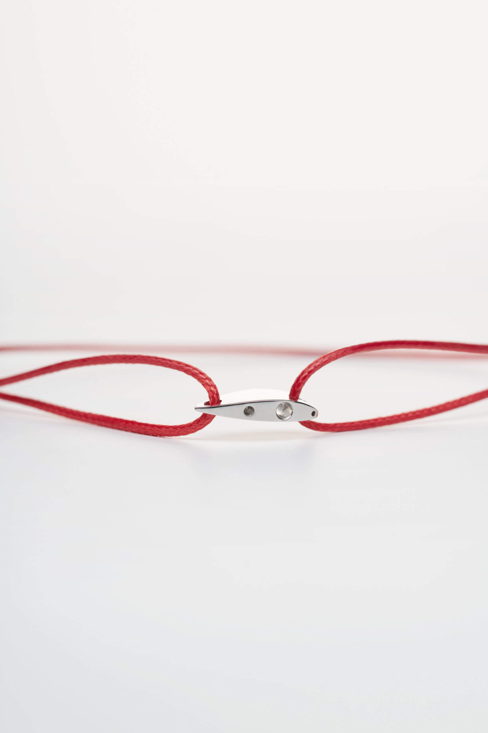 Bracelets Vi Levare Cord Bracelet, white gold with high-end craftsmanship from Guzema