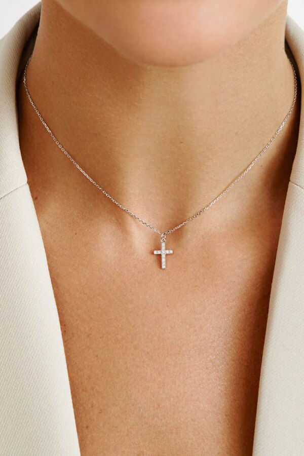 Necklaces Petit Cross, diamonds, white gold with fast delivery from Guzema