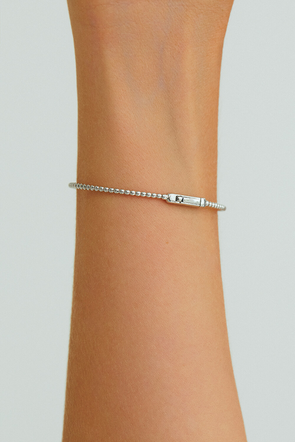 Bracelets Dynamic Heart Bracelet, white gold with modern elegance