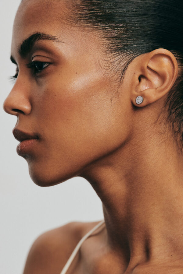 Earrings Flat Eternal Earrings, diamonds, white gold for a unique and sophisticated look