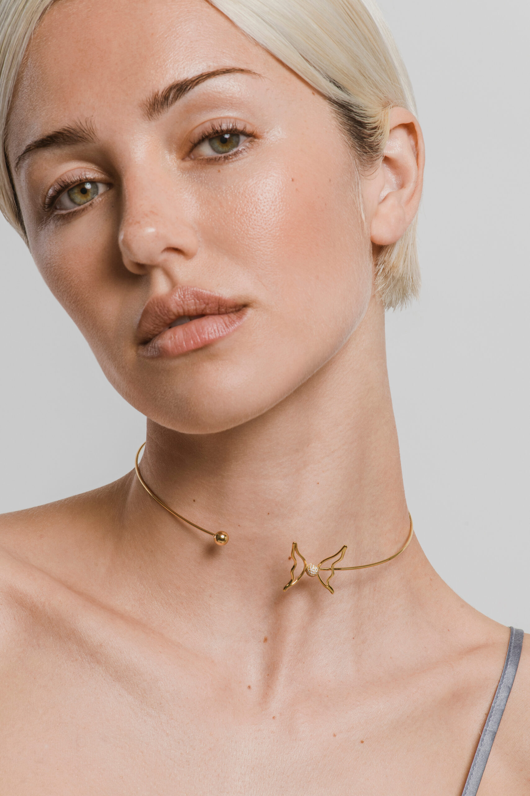 Chokers Butterfly Choker, diamonds, yellow gold available online with unique design