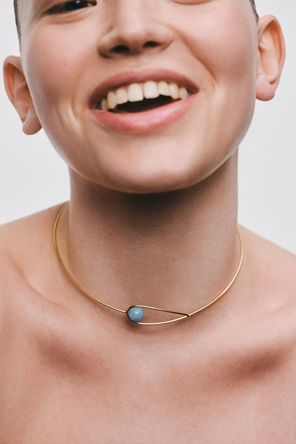 Chokers Celestial Blue Necklace, yellow gold with exceptional quality