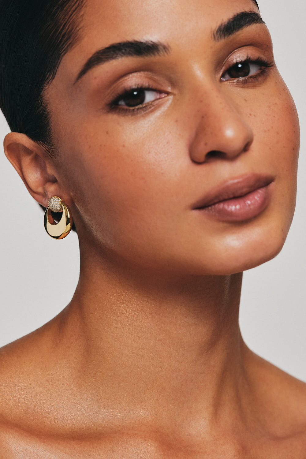 Earrings Moon and Sun Stud Earrings, diamonds, yellow gold with timeless design by Guzema