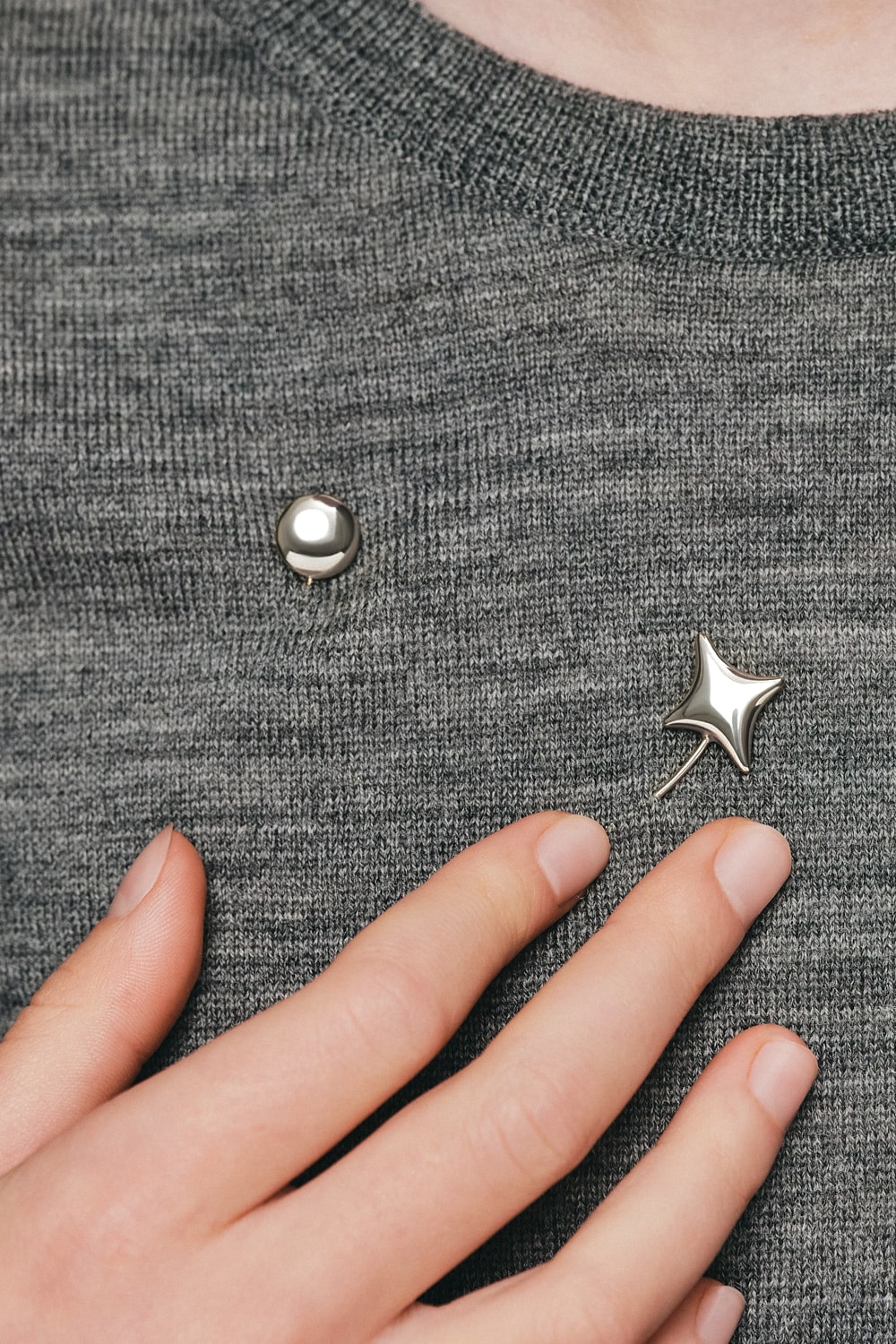 Brooches Star Brooch, white gold with unique touch available online