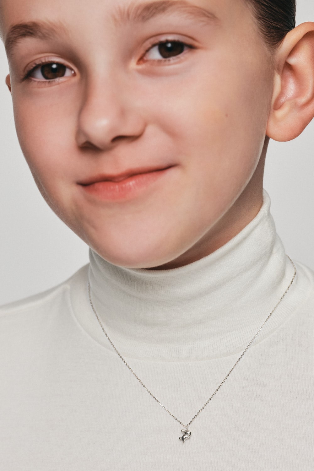 Necklaces Rabbit Pendant, white gold with fast delivery from Guzema