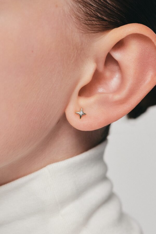 Earrings Mini Star Stud Earrings, white gold with timeless design by Guzema