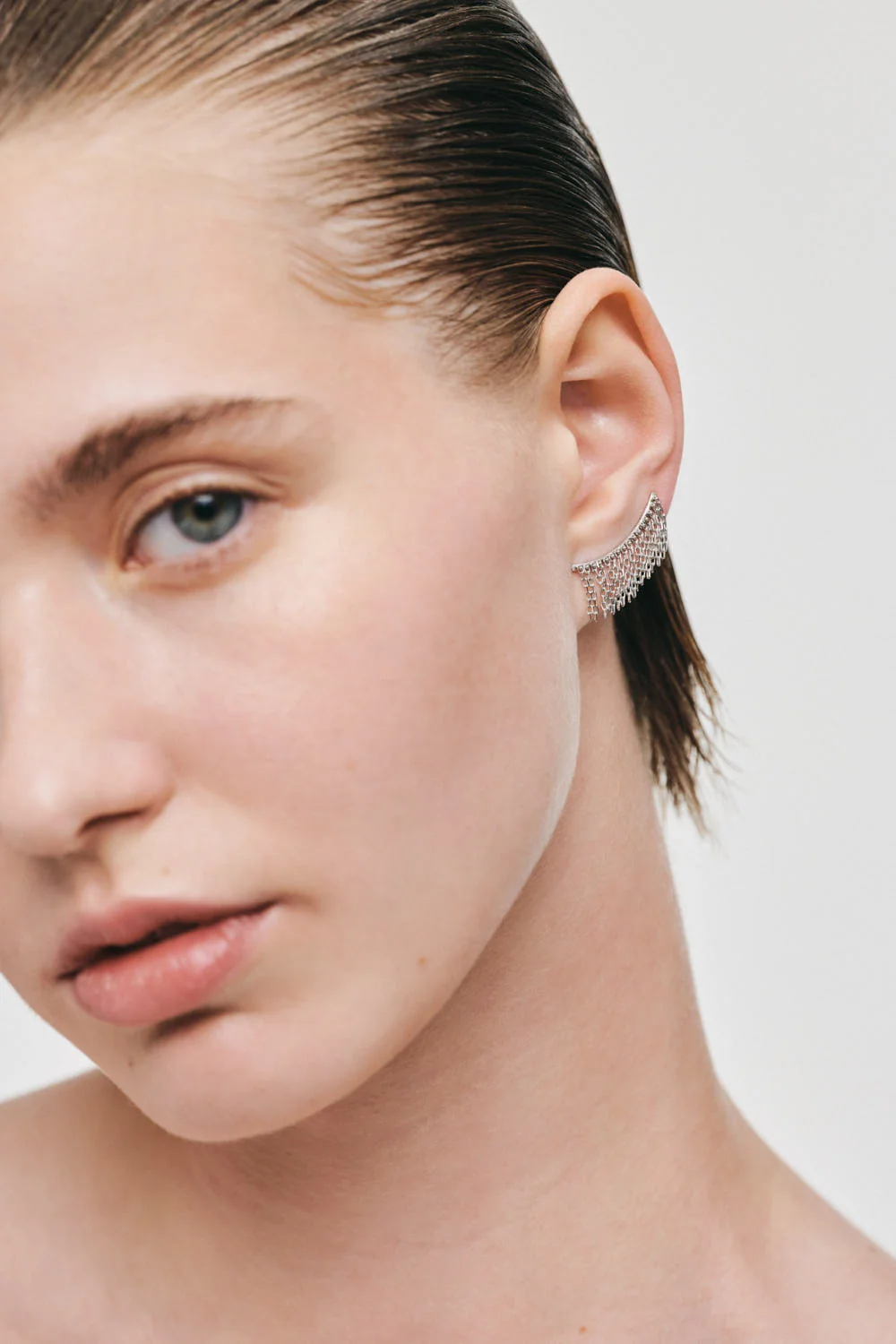 Earrings Short Chainfall Earrings, white gold with timeless design by Guzema