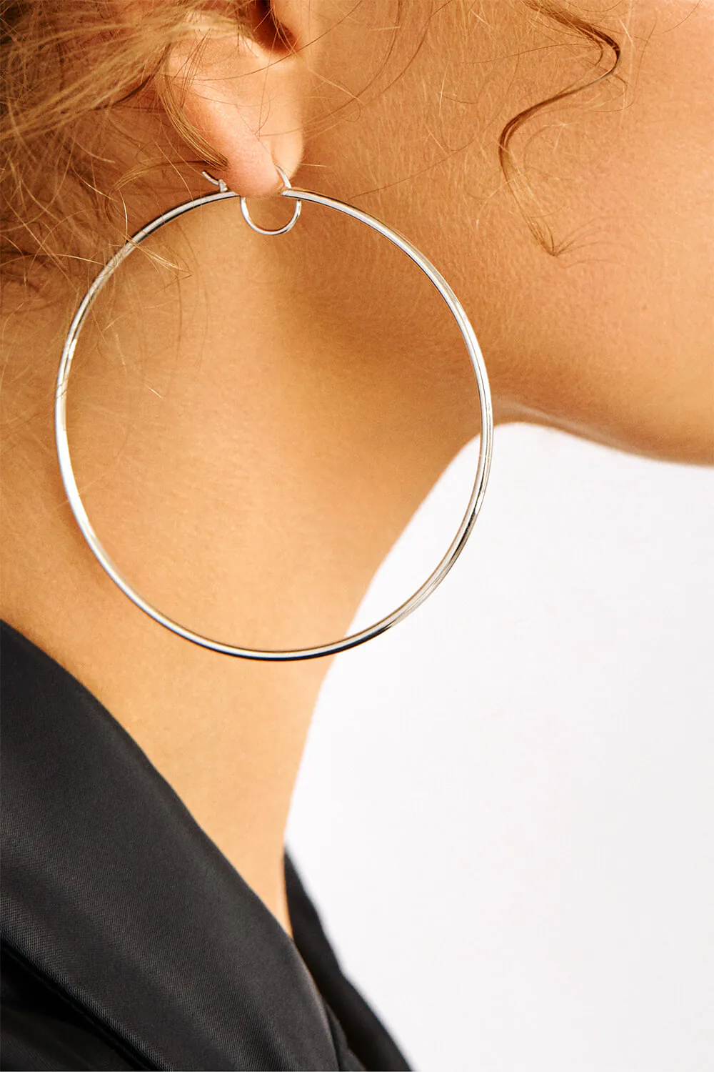 Earrings Bold Hoops Earrings, white gold for a unique and sophisticated look