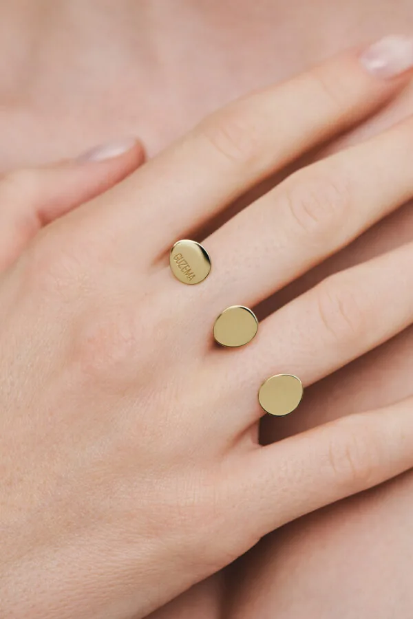 Rings Trio Flat Ring, yellow gold with modern design available now