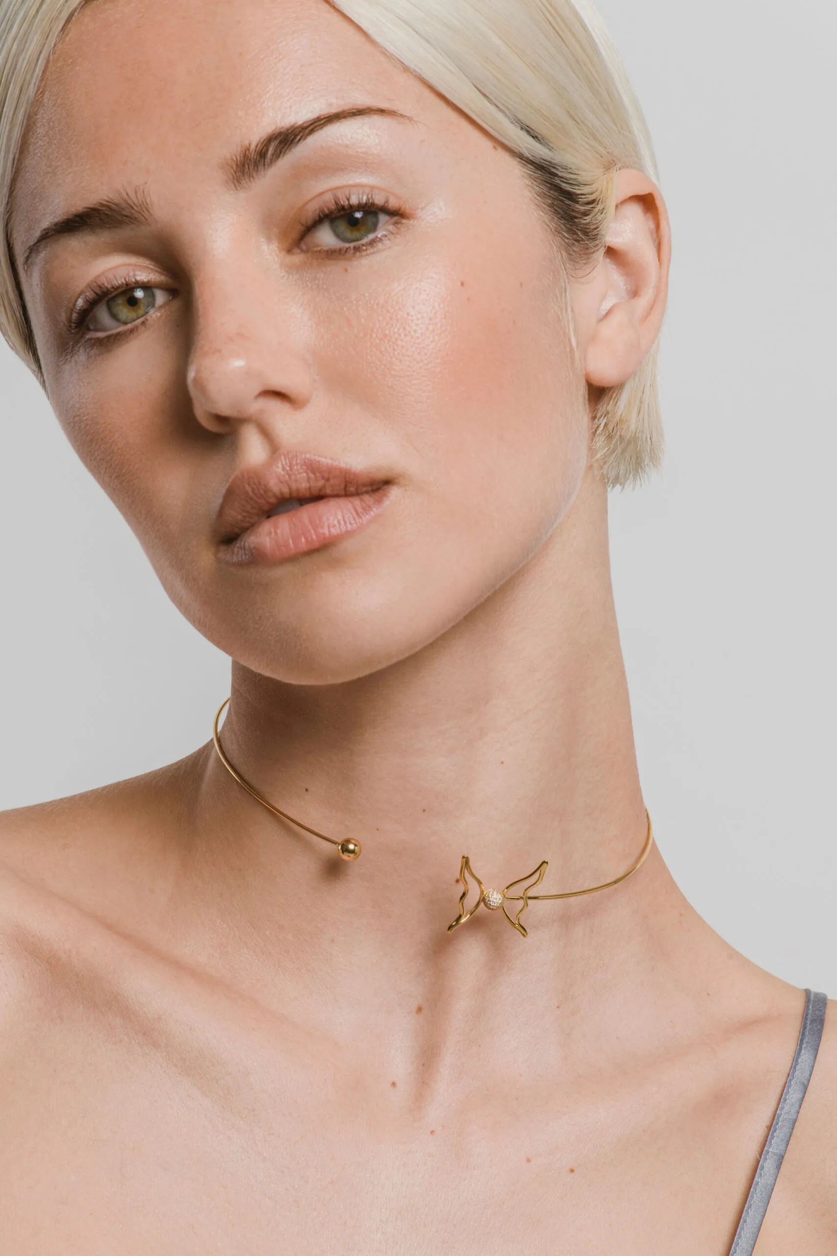 Chokers Butterfly Choker, diamonds, yellow gold available online with unique design