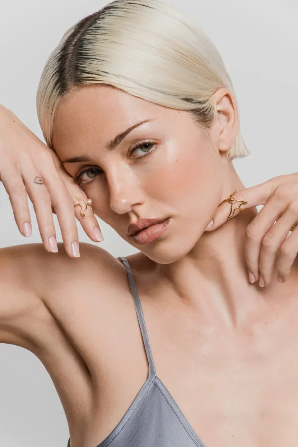 Rings Butterfly Ring, yellow gold with modern design available now