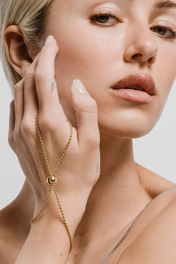 Bracelets Orb Chain Bracelet, yellow gold with high-end craftsmanship from Guzema