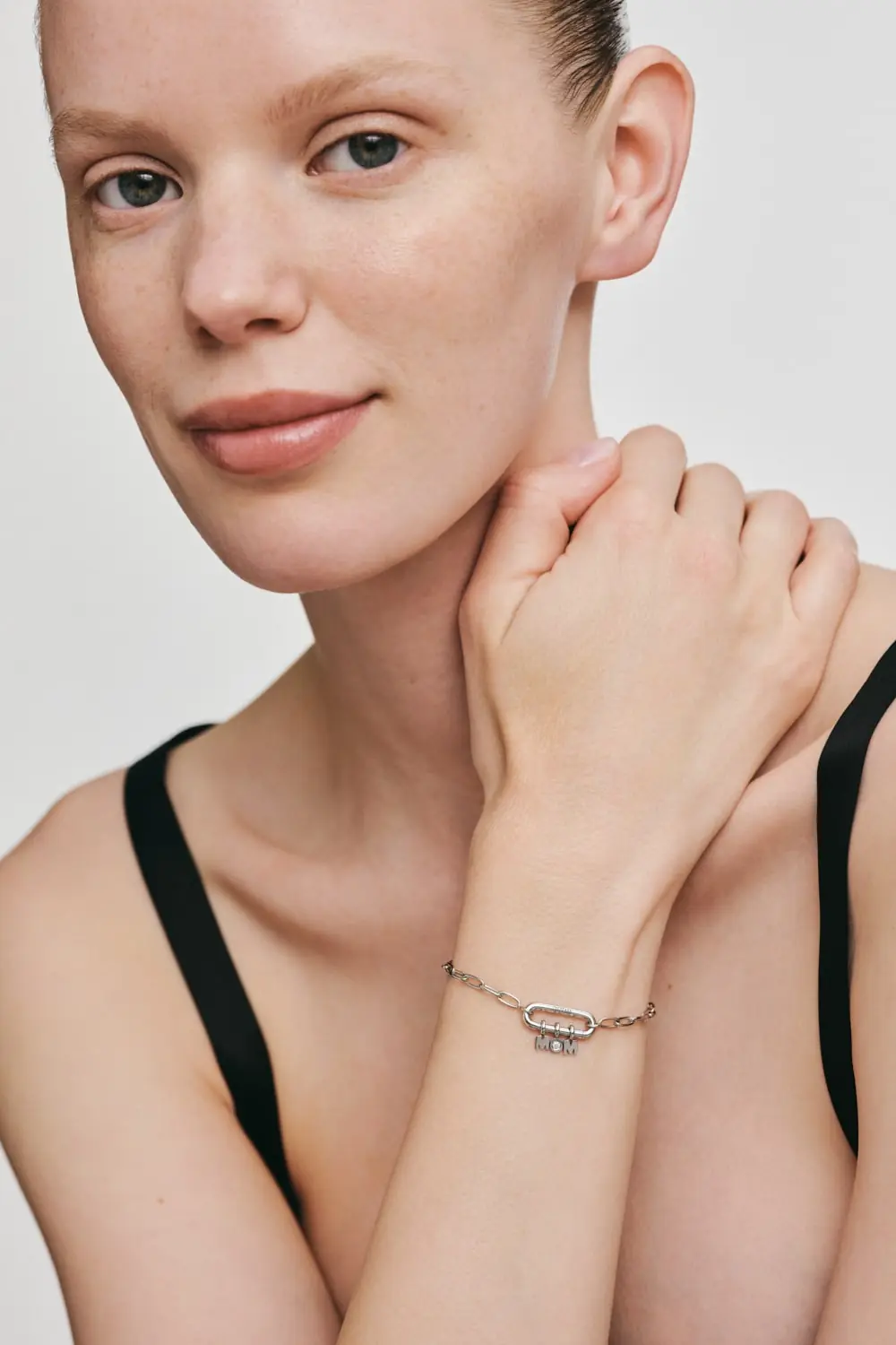 Bracelets MOM Bracelet, diamond, white gold for everyday elegance