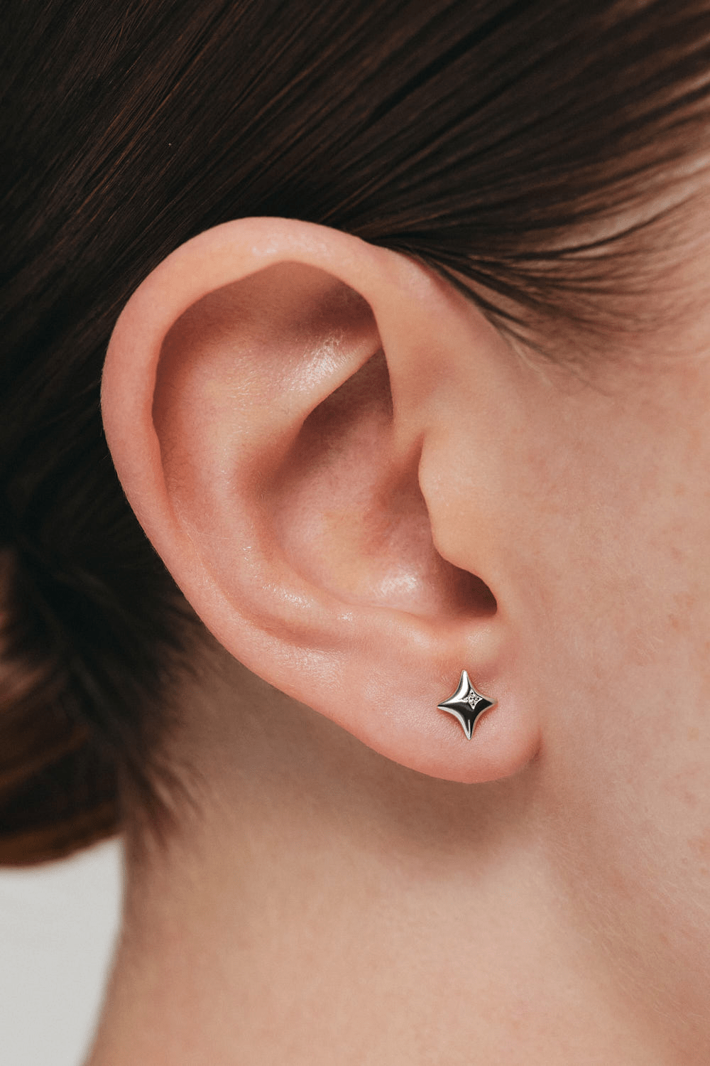 Earrings Halo Star Stud Earrings, diamonds, white gold for stylish and elegant looks