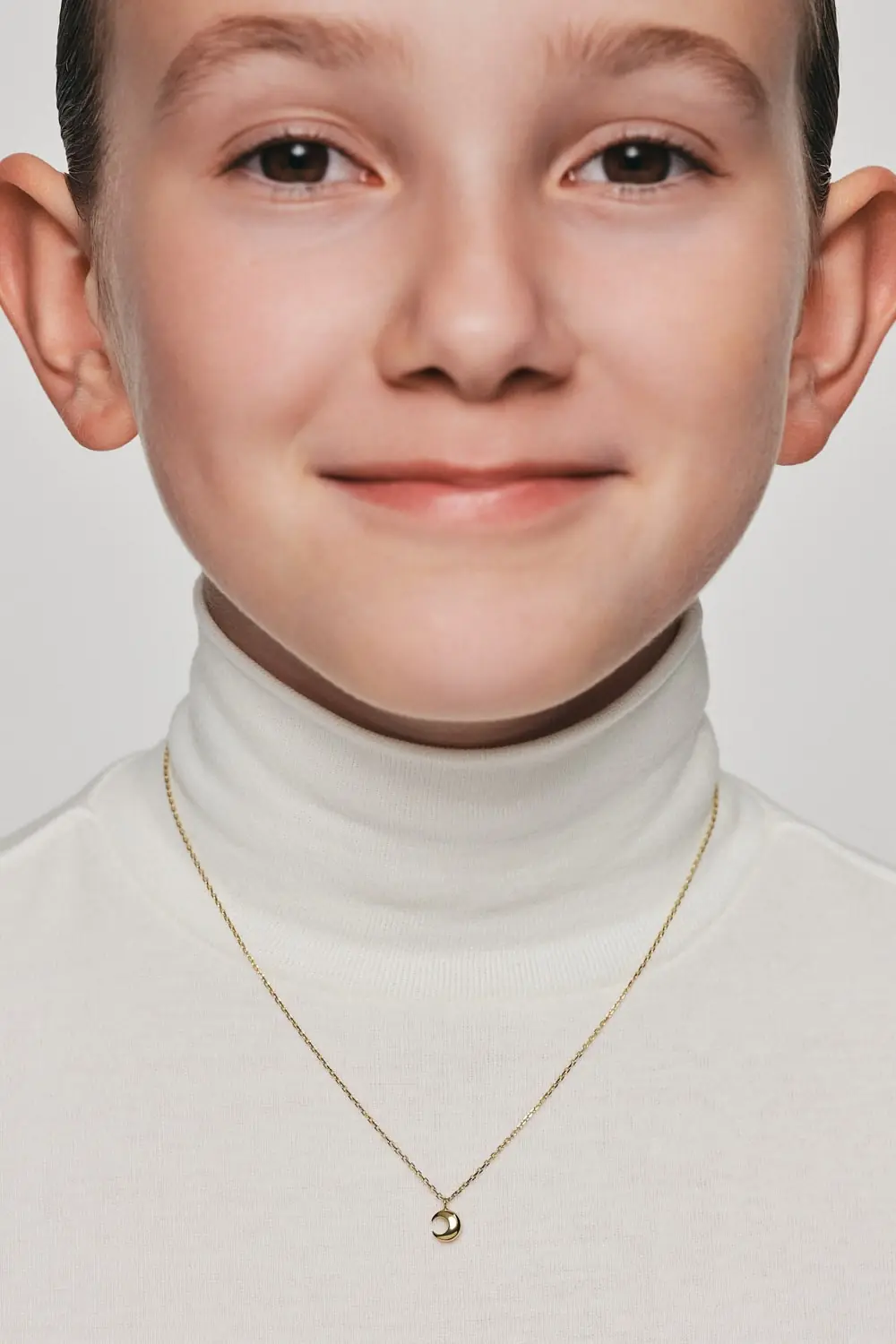 Exclusive Necklaces Mini Moon Pendant, yellow gold from Guzema